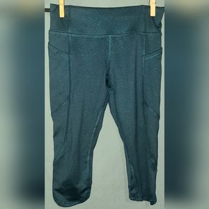 EUC - Girl's Size XS (4-5) All In Motion Athletic Capri Pants w/Pockets